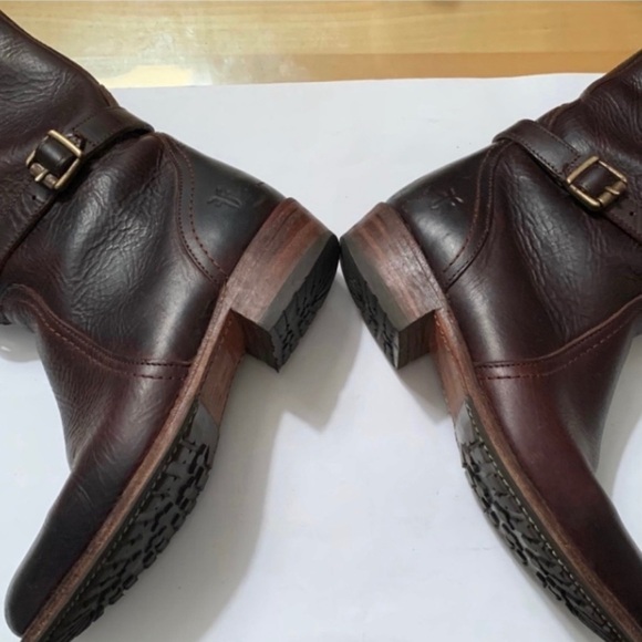 FRYE Durado Lug Leather Knee High
Riding Boots, brown - Picture 5 of 11